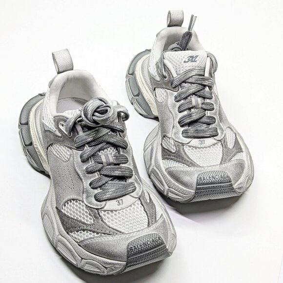 Balenciaga 3XL Distressed Suede & Mesh Sneakers Light Grey Size 37 MSRP $1,130 - Picture 5 of 15